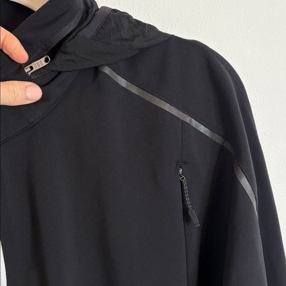 Mens Lululemon Lightspeed Shell Jacket - Picture 10 of 10